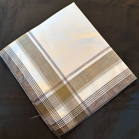 3 Vintage 70s Brown and Beige tone men’s Handkerchiefs - Picture 3 of 6